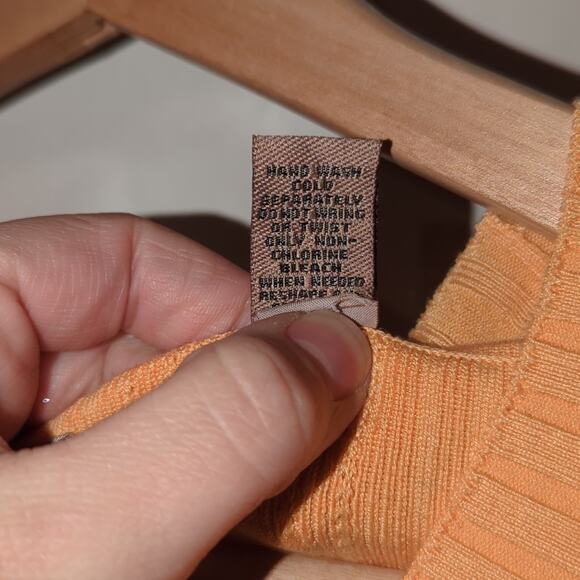 NWT i.e. Woman 2X  Orange Silk Blend V-Neck 3/4 Sleeve Sweater [0011] - Picture 5 of 8